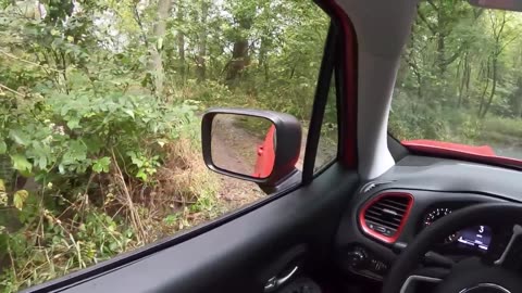 2019 Jeep Renegade Trailhawk 4x4 - POV Offroad Test (Muddy)