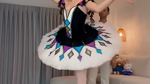 WE NEED TO KNOW!？ 😅😩 - #dance #trend #viral #couple #funny #challenge #game #ballet #shorts