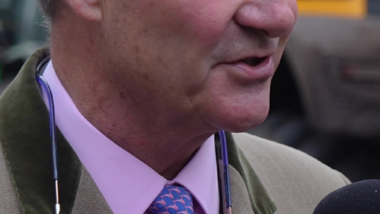 FAMILY FARM TAX: "They're trying to break the backbone of Britain" (Rupert Lowe)