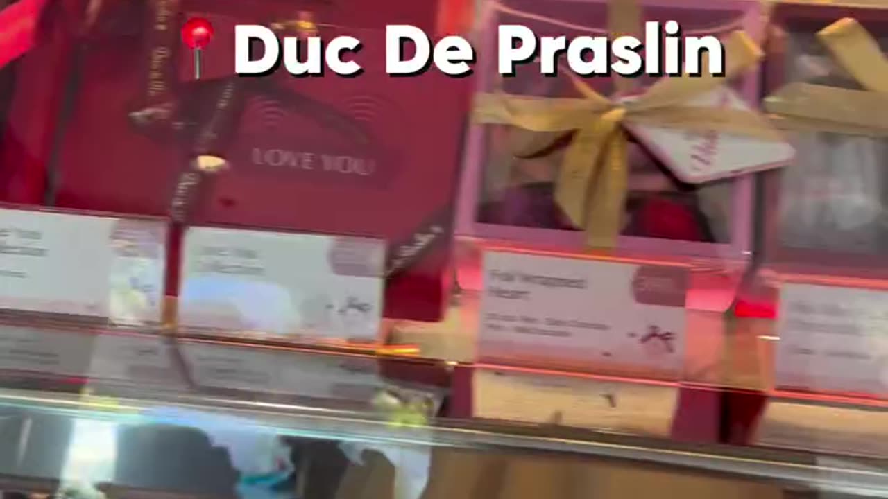 Save this must-try chocolate in Bangkok! 🍫 Valentine’s Day edition ❤️