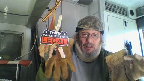 "How To LOVe da Glove"