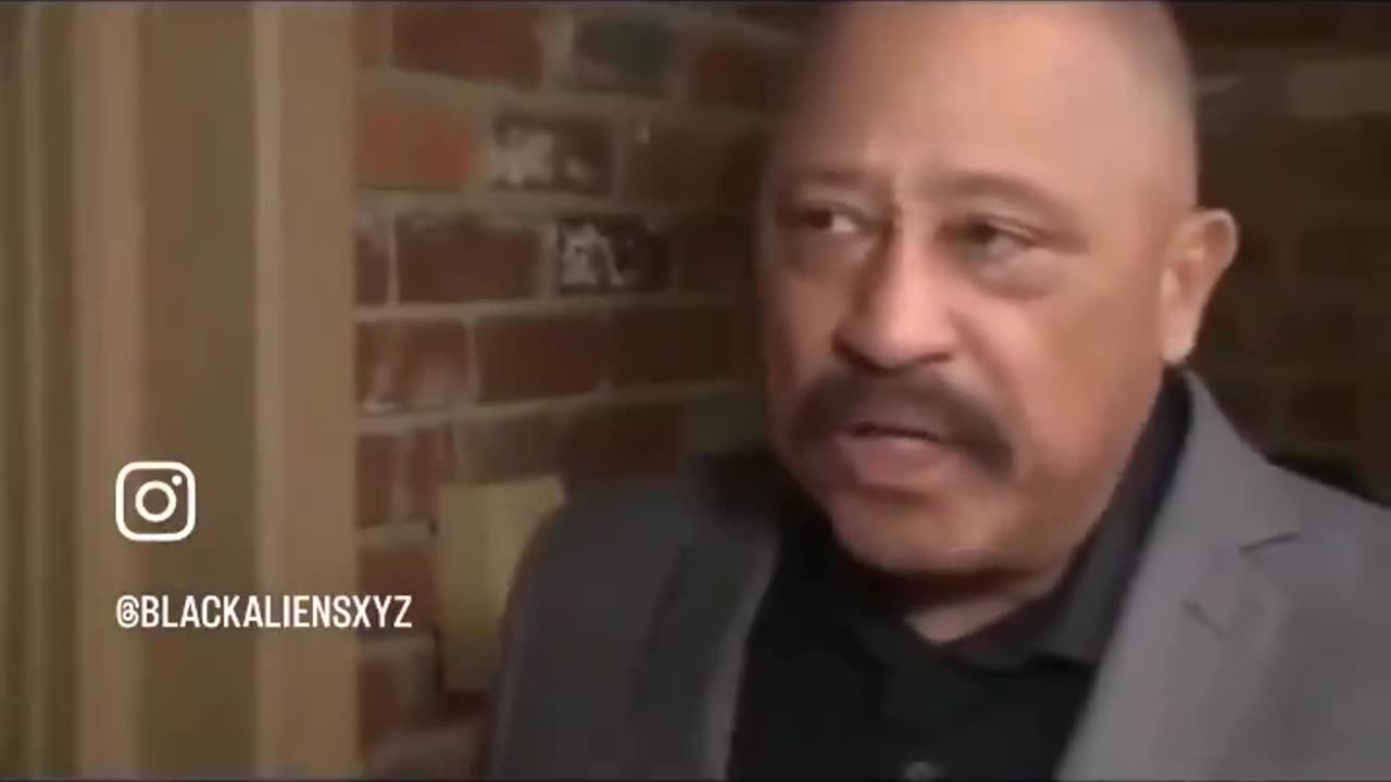 Judge Joe Brown Exposes Obama: Barack Hussein Obama is a Communist