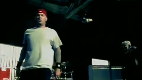 Limp Bizkit - Break Stuff