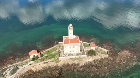 Il faro di Olbia passa al Comune