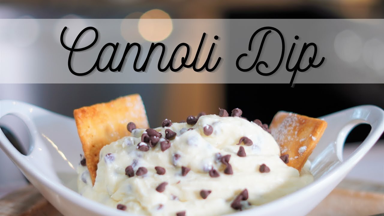FANTASTIC dip for all parties! Chocolate Chip Cannoli Dip Recipe