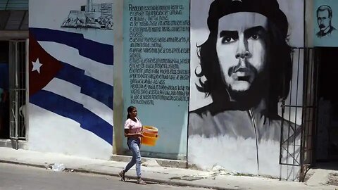 FACES DO COMUNISMO- UMA NOITE EM UMA VILA REMOTA EM HAVANA.