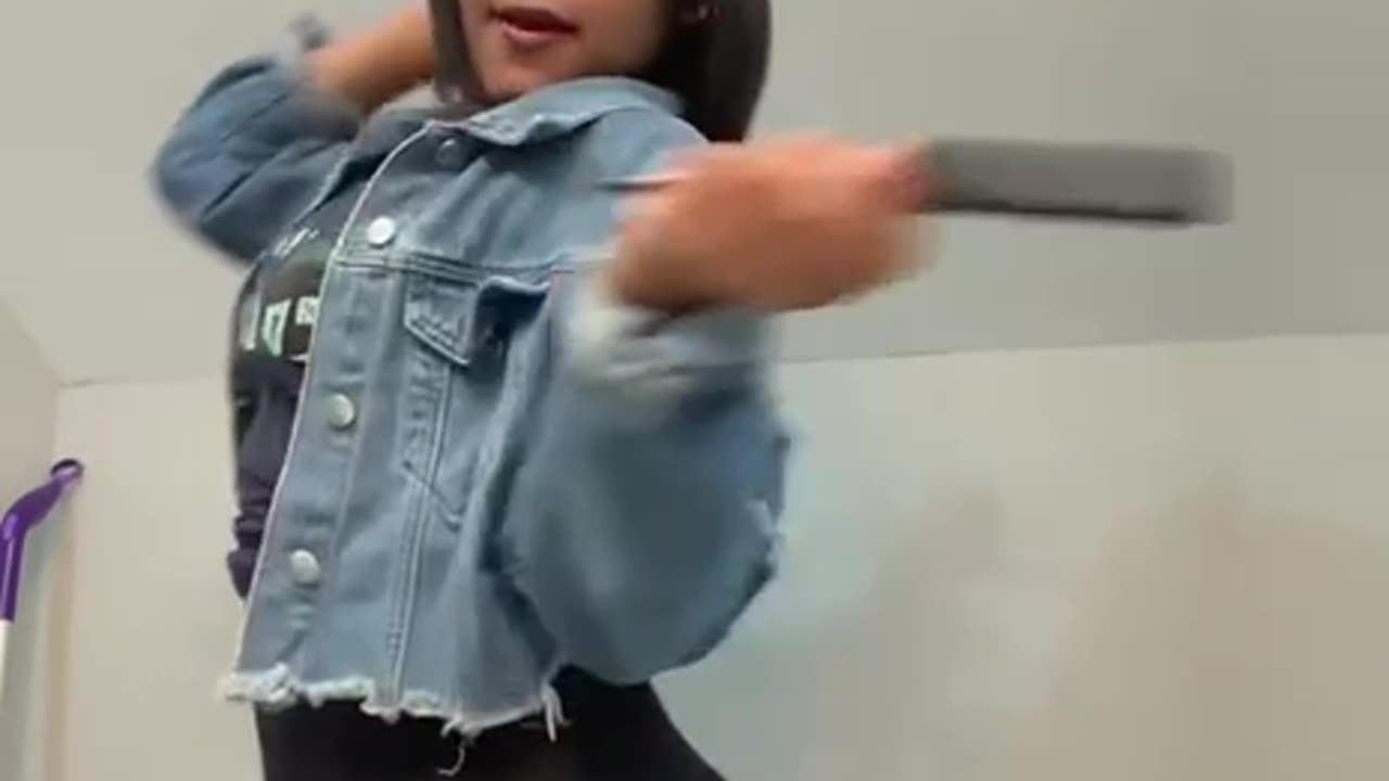 She Love Big Boogie.