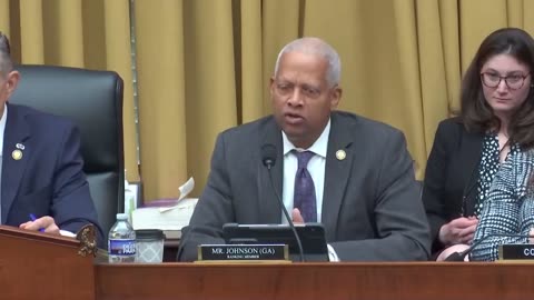 Dem Rep Asks Witness If US Marshals Could Haul Trump To Jail For 'Contempt'