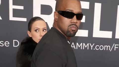 Kanye West's Wife Bianca Censori Stuns (or Stumbles?) at 2025 Grammys – Red Carpet Look Sparks