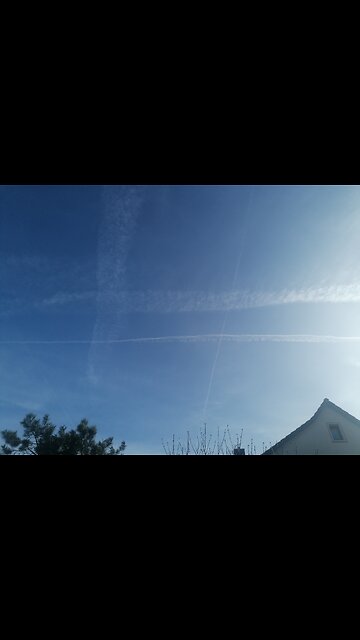 WOW 🚨 For everyone who still thinks “cloud seeding” weather modification is just a conspiracy theory