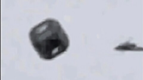 Cube-shaped UFO (stabilized)