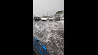 🇺🇸 “That’s just Ice - pouring down the street” Ventura Counties, CA