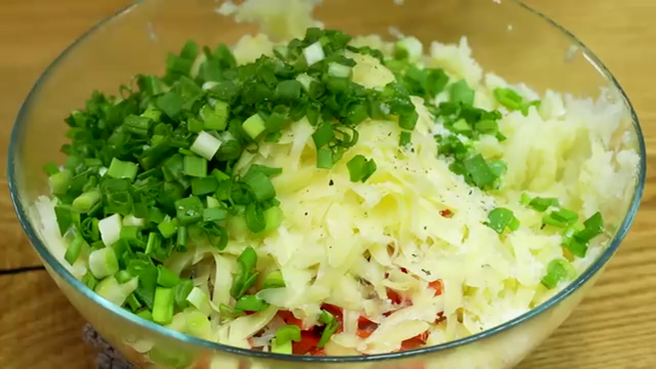 If you have 3 potatoes and 2 eggs, prepare this simple and delicious potato dish