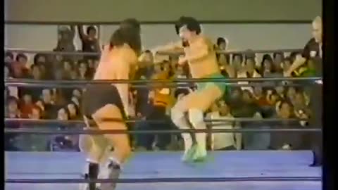 (1979.01.26) Kintaro Oki & Kim Duk vs Bruiser Brody & Mr Fuji - AJPW New Year Giant Series