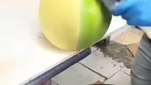 "Master the Art of Peeling: Ultimate Techniques for Transforming Fruits Like a Pro!"