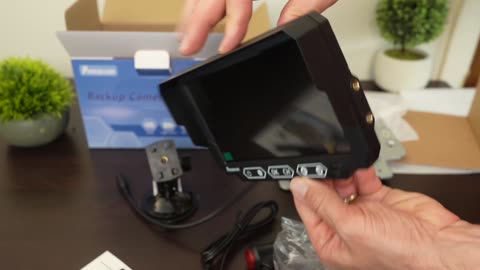 Never Worry About Charging Again: The Magnetic Solar Backup Camera That Works On Its Own!