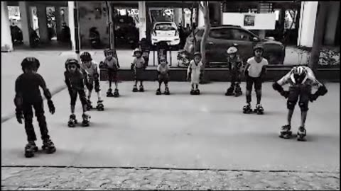 Warm- up before skating | Skating | Skating girl | #rumble #skating #Harshalidhankhola