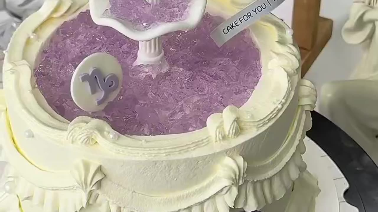 Mesmerizing Angel-Themed Cake Decoration