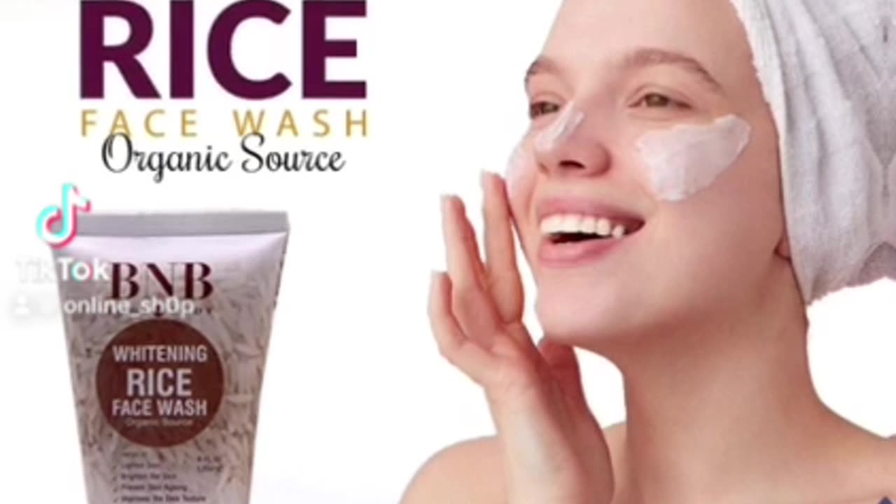 BNB Rice Face Wash is a brightening, deep cleansing face deanser that eliminates heavy makeup