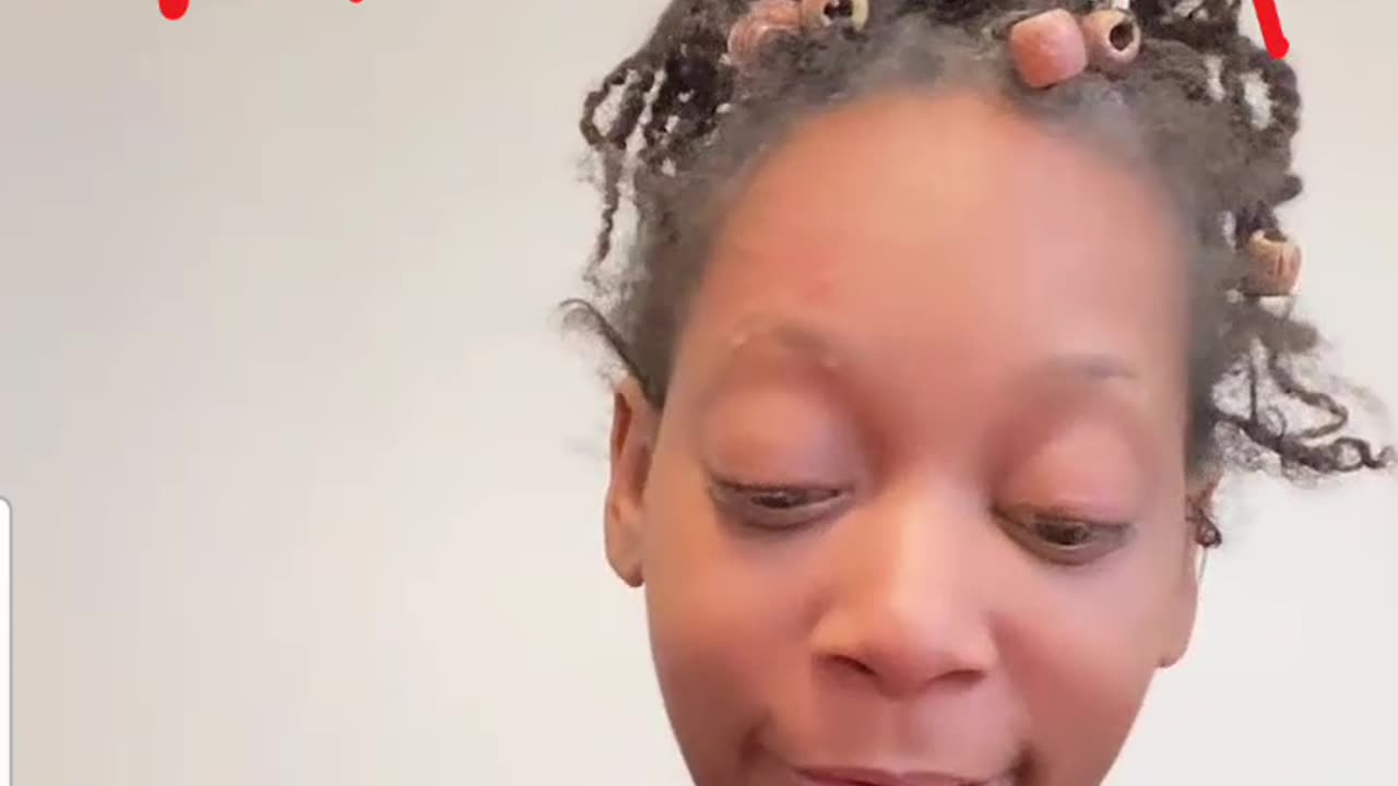 21BADBITCH BRAGS ABOUT NEW SHORTY SHE BEEN TEXTING WHILE PLAYING IN THE GUY SHE LIVE WITH FACE