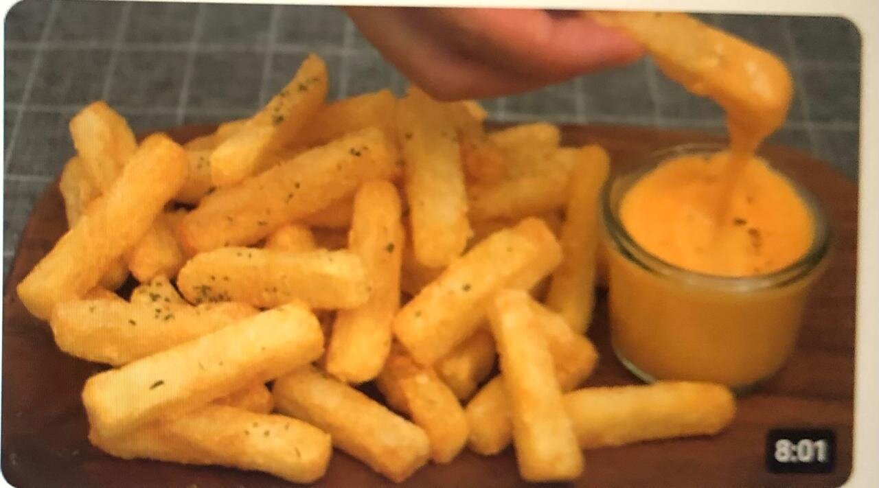 Crispy French Fries & Cheese Sauce