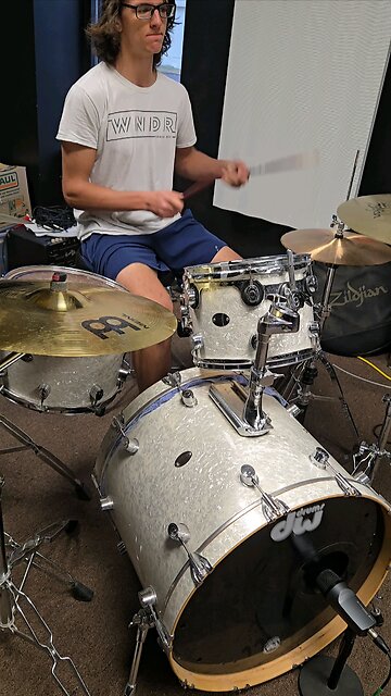 Playing with some new drums fills