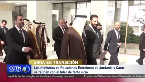 Los ministros de Relaciones Exteriores de Jordania y Catar se reúnen con el líder de facto sirio