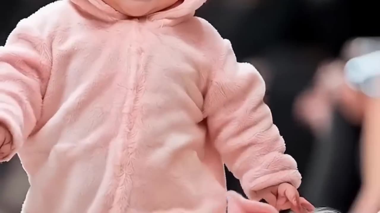 Cute baby animal fashion show#cutebaby #cute #aifashionshow #aibaby #babyfasion #babyshow #ai