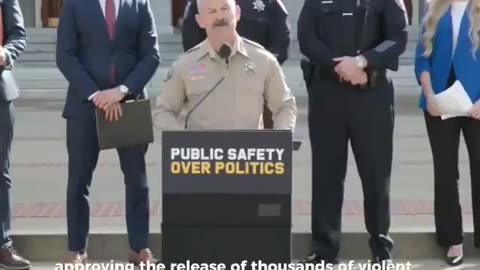 This California Sheriff should be CA s next governor.mp4