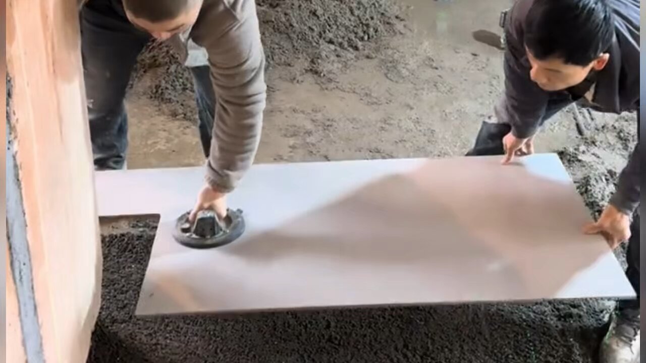 Chinese masters donβt waste time with subflooring. π·π»ββοΈπ§