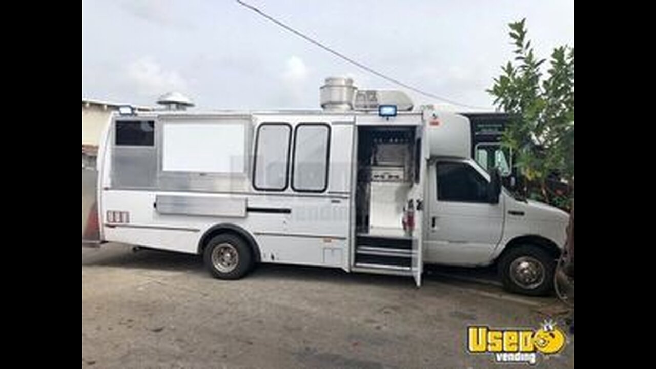 LOW MILES!!! 2003 29' Ford E450 All-Purpose Food Truck | Mobile Food Unit for Sale in Florida!