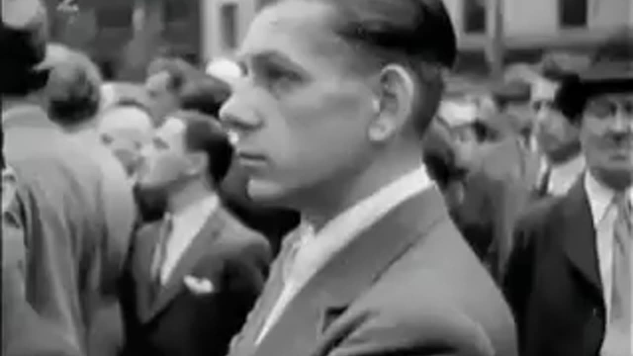 Český národ přísahá věrnost Třetí říši 1942...