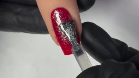 Perfect Pink Shiny Nail Polish Look