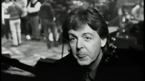 1993 - Paul McCartney Discusses 'Lady Madonna'