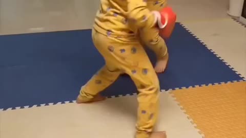 Real fight between two kids 