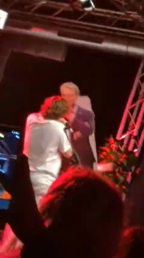 grün links Aufstachelung Hass