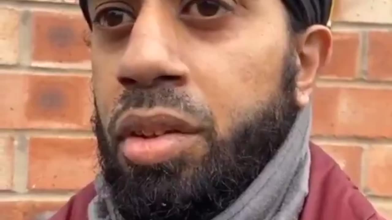 🇬🇧England: Nottingham-Muhammad, from Pakistan, attempted to rape a 13-year