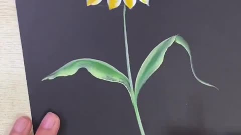 How to Choose the Right Paint for Your First Artwork