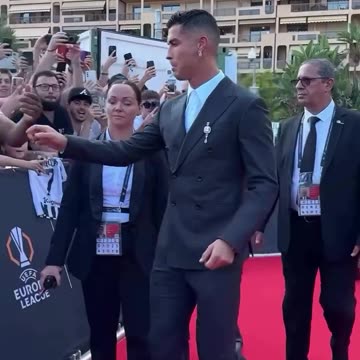Watch CR7 heartwarming moment