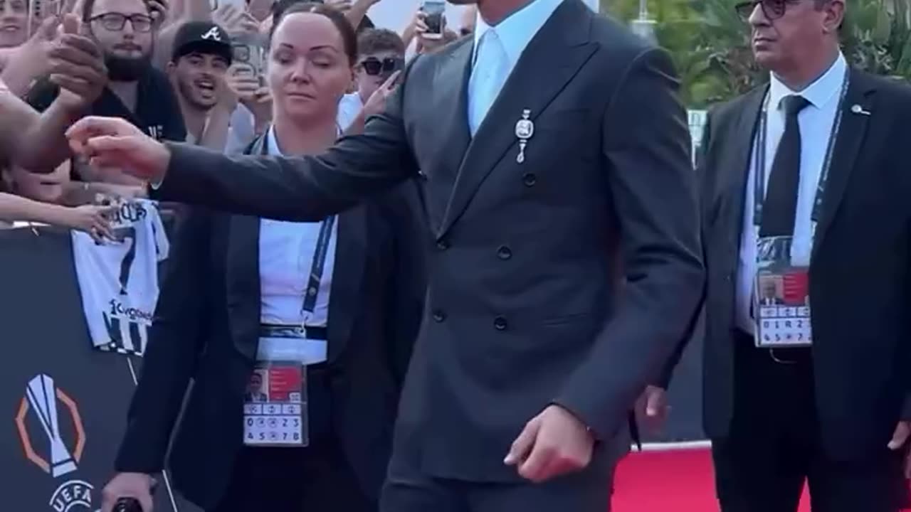 Watch CR7 heartwarming moment