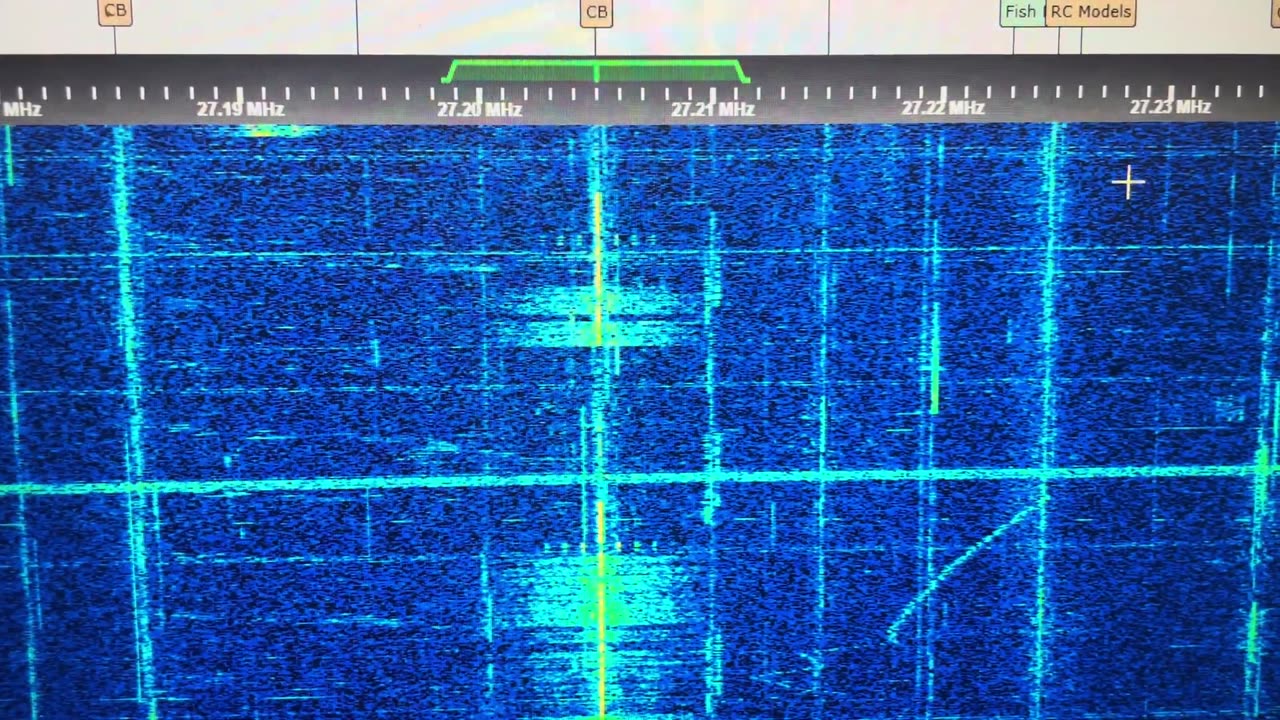 35.300 Strong Data Bursts Unknown Source Via G8JNJ SDR VHF Low Band DX 17 Oct