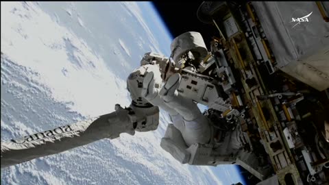 US_Spacewalk_92_with_Astronauts_Butch_Wilmore_and_Suni_Williams__Official_NASA_Broadcast_