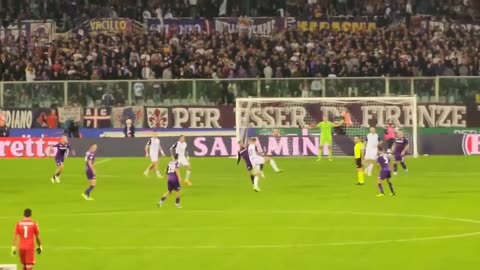 Fiorentina vs Lazio (Curva Viola vs Irriducibili)