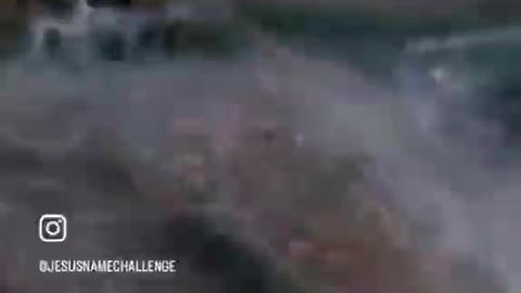 Satellite footage shows all three major fires in Los Angeles, California starting at the same time.