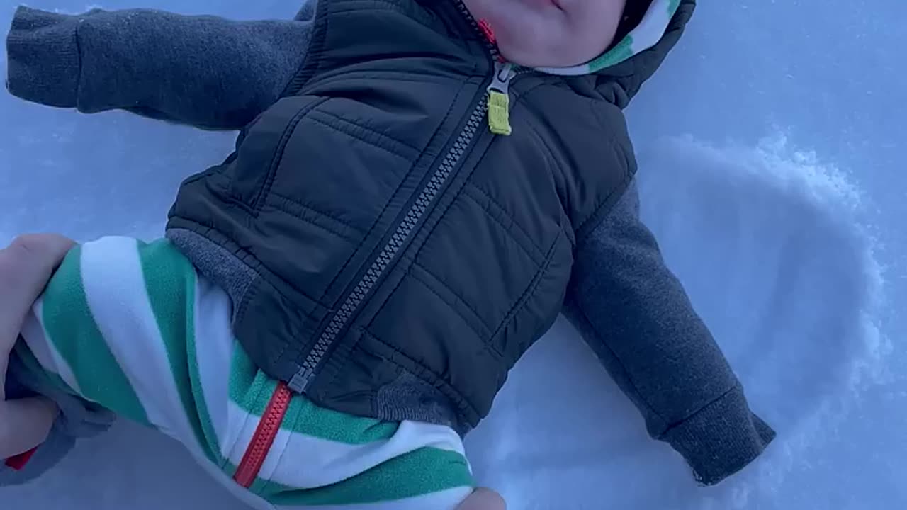 Baby winter cute video