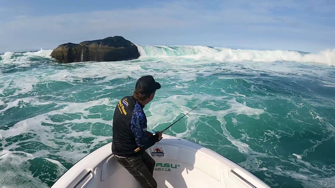 MAR AGITADO NA PESCARIA DE ANCHOVA