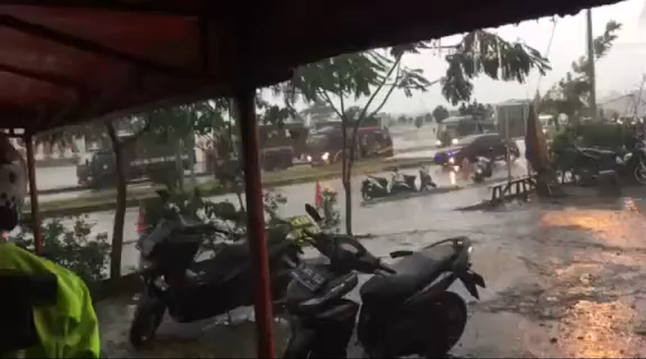 Persikabo vs Arema. The fanatical fans of Arema United arriving in Bogor City. Liga Satu Indonesia