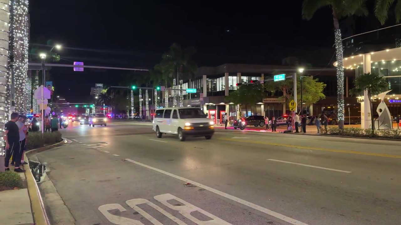 IN FULL: President Trump’s full motorcade as he leaves Miami Beach in Florida