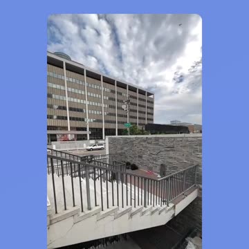 Juggling maniacs do parkour without limits - Total Emotion - 08