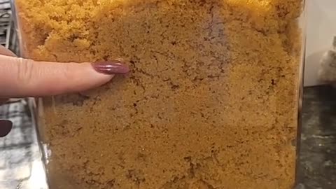 Making your own brown sugar